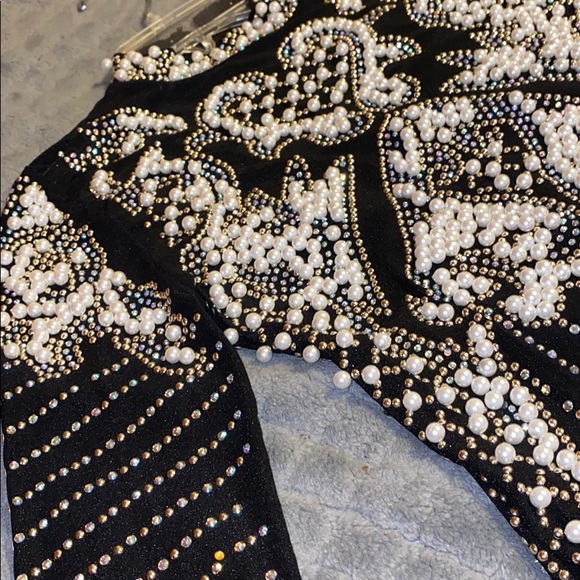 FASHION NOVA PEARL DRESS - Picture 6 of 9